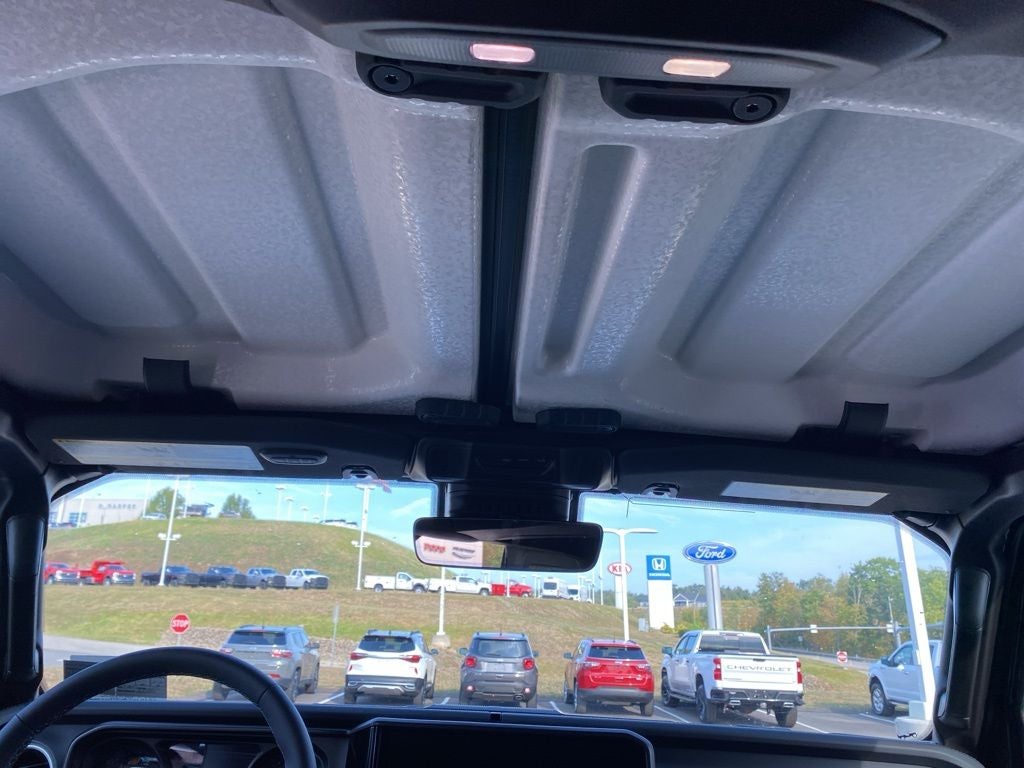 2025 Jeep Wrangler Sahara