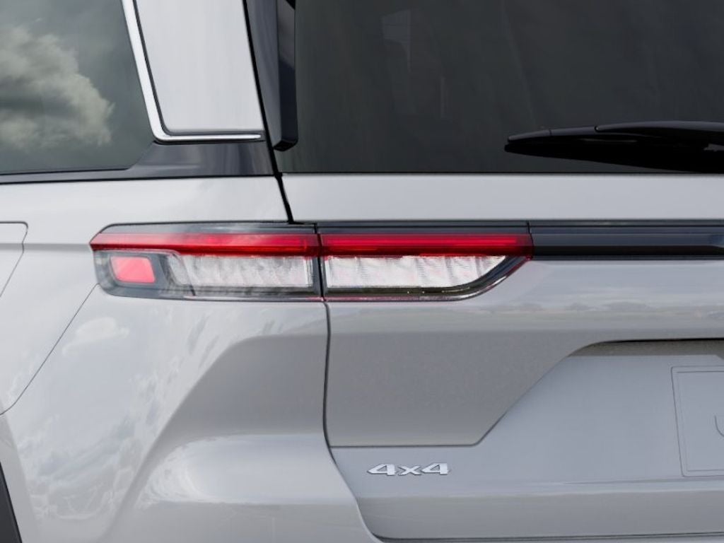 2026 Jeep Grand Cherokee Laredo X
