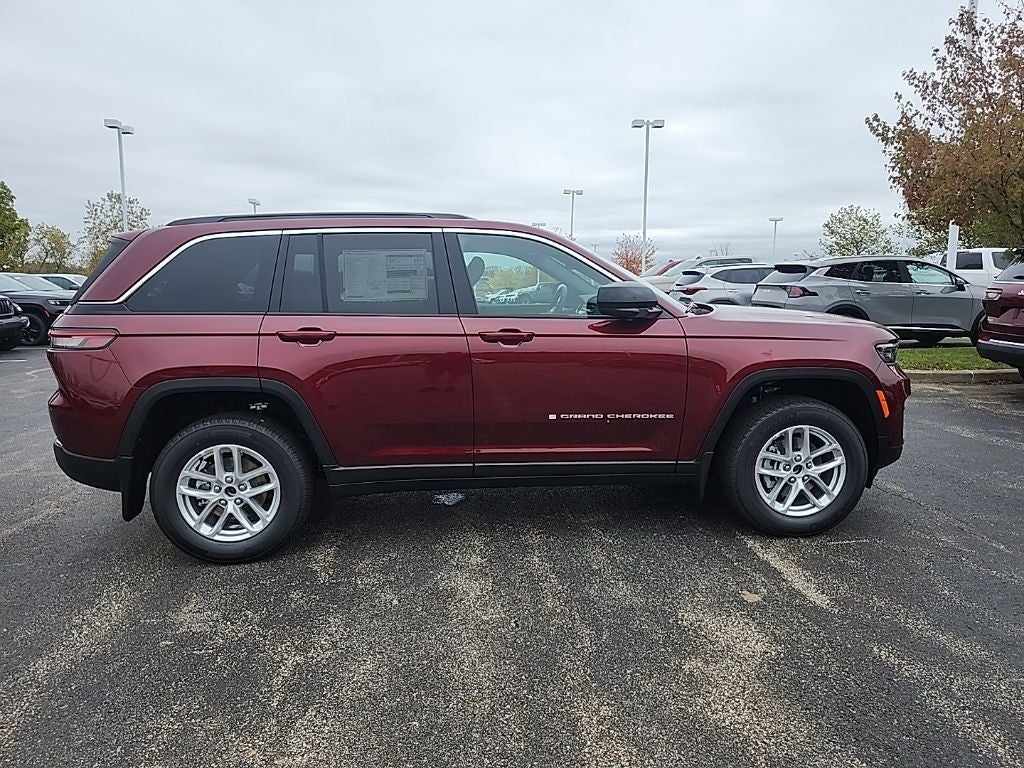 2025 Jeep Grand Cherokee Laredo