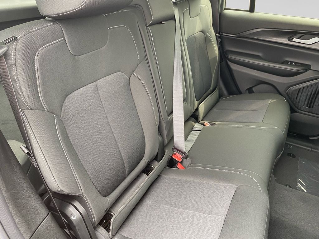 2026 Jeep Grand Cherokee Laredo X