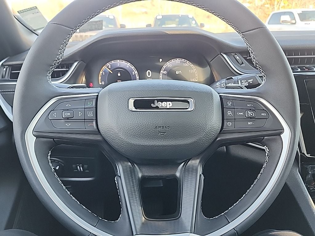 2025 Jeep Grand Cherokee Laredo X