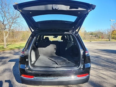 2025 Jeep Grand Cherokee Laredo X