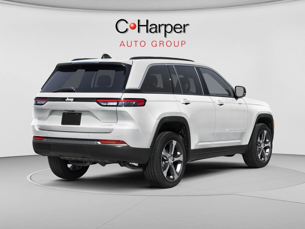 2027 Jeep Grand Cherokee Laredo Altitude