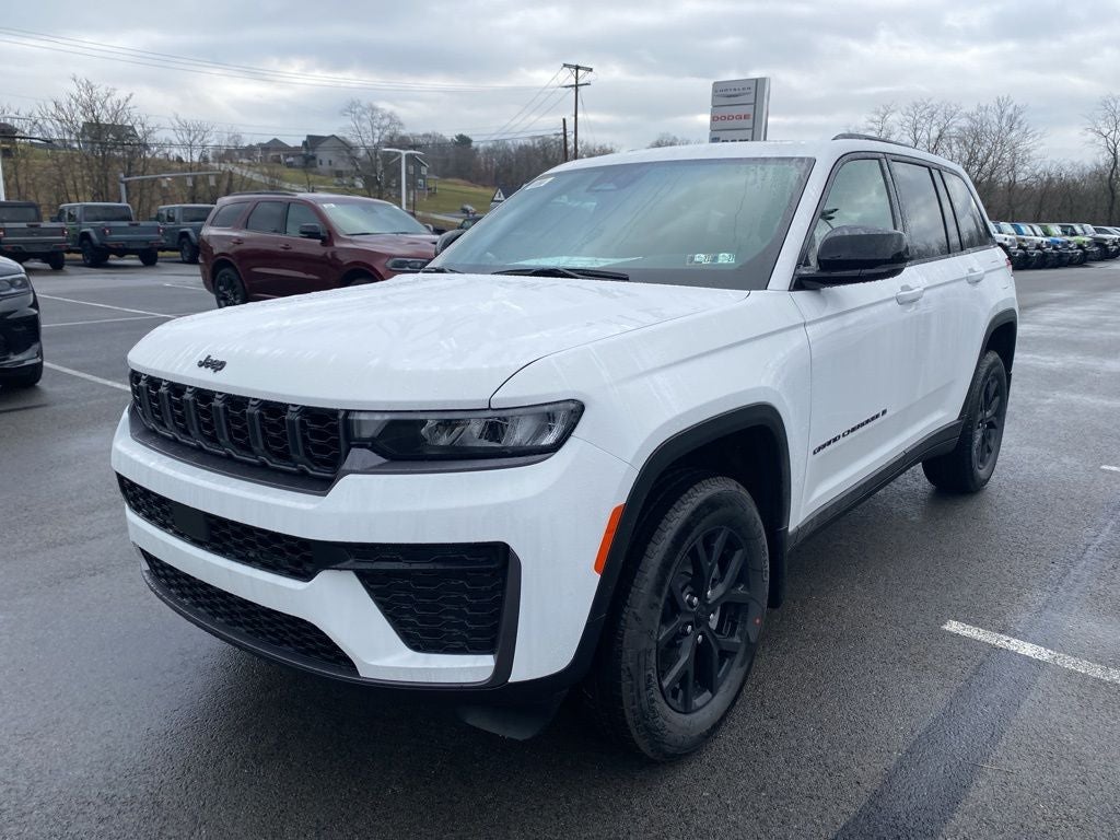 2026 Jeep Grand Cherokee Laredo