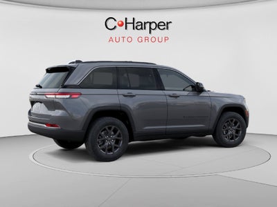 2027 Jeep Grand Cherokee Laredo Altitude