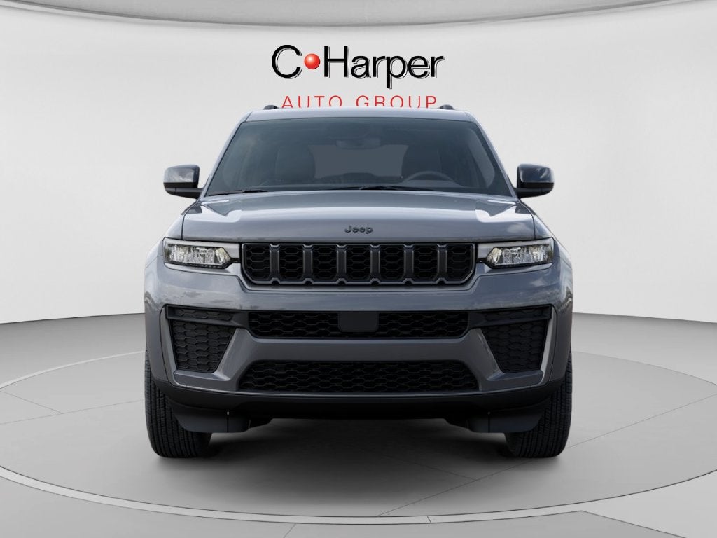 2027 Jeep Grand Cherokee Laredo Altitude