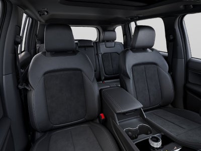 2027 Jeep Grand Cherokee Laredo Altitude