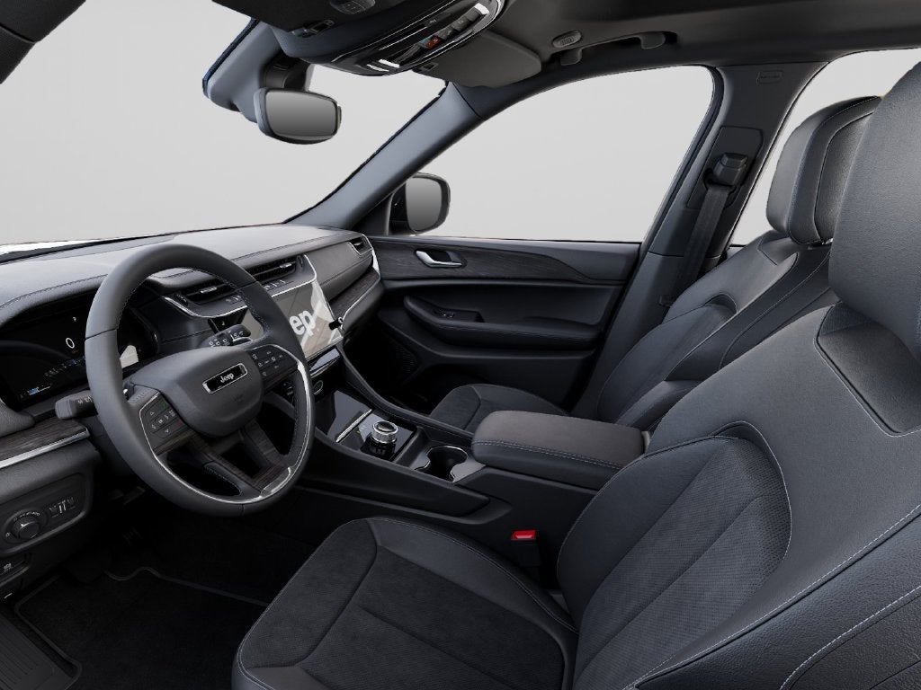 2027 Jeep Grand Cherokee Laredo Altitude