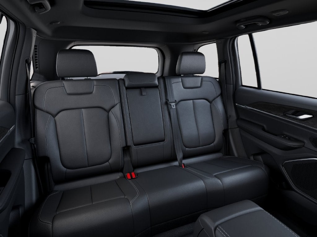 2027 Jeep Grand Cherokee Limited Reserve
