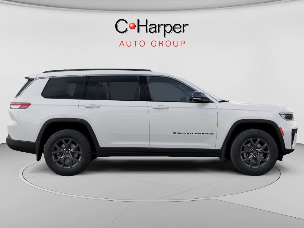 2027 Jeep Grand Cherokee L Laredo Altitude