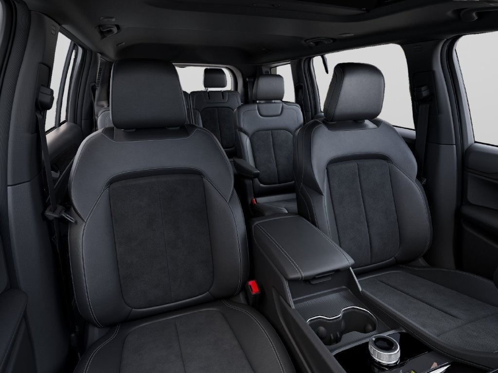 2027 Jeep Grand Cherokee L Laredo Altitude