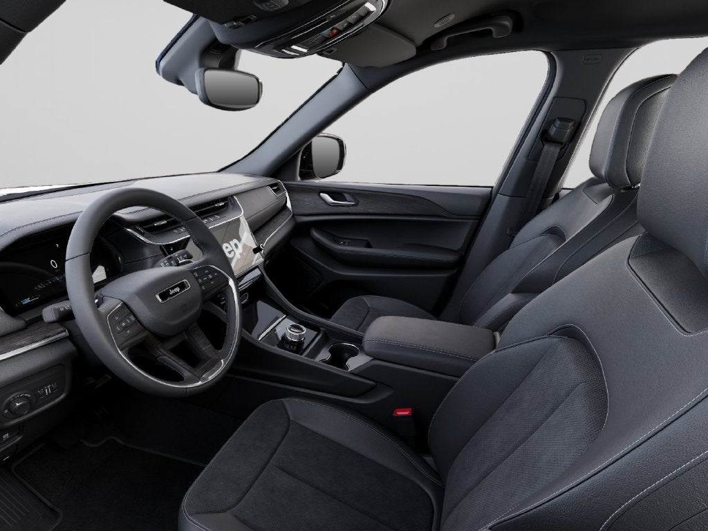 2027 Jeep Grand Cherokee L Laredo Altitude