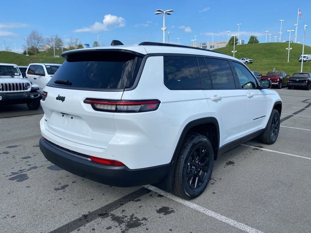 2026 Jeep Grand Cherokee L Laredo