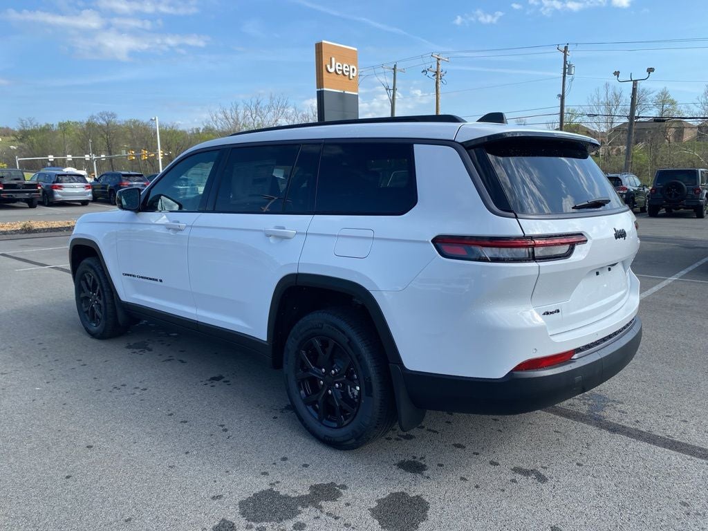 2026 Jeep Grand Cherokee L Laredo
