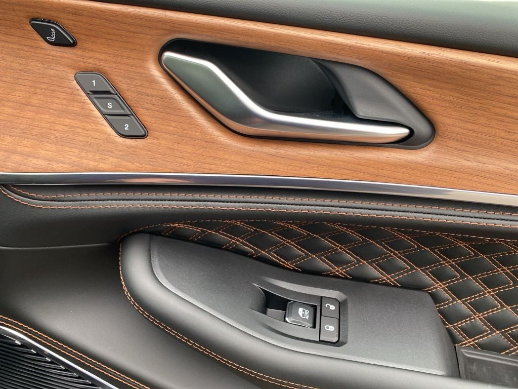 2025 Jeep Grand Cherokee L Summit