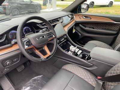 2025 Jeep Grand Cherokee L Summit