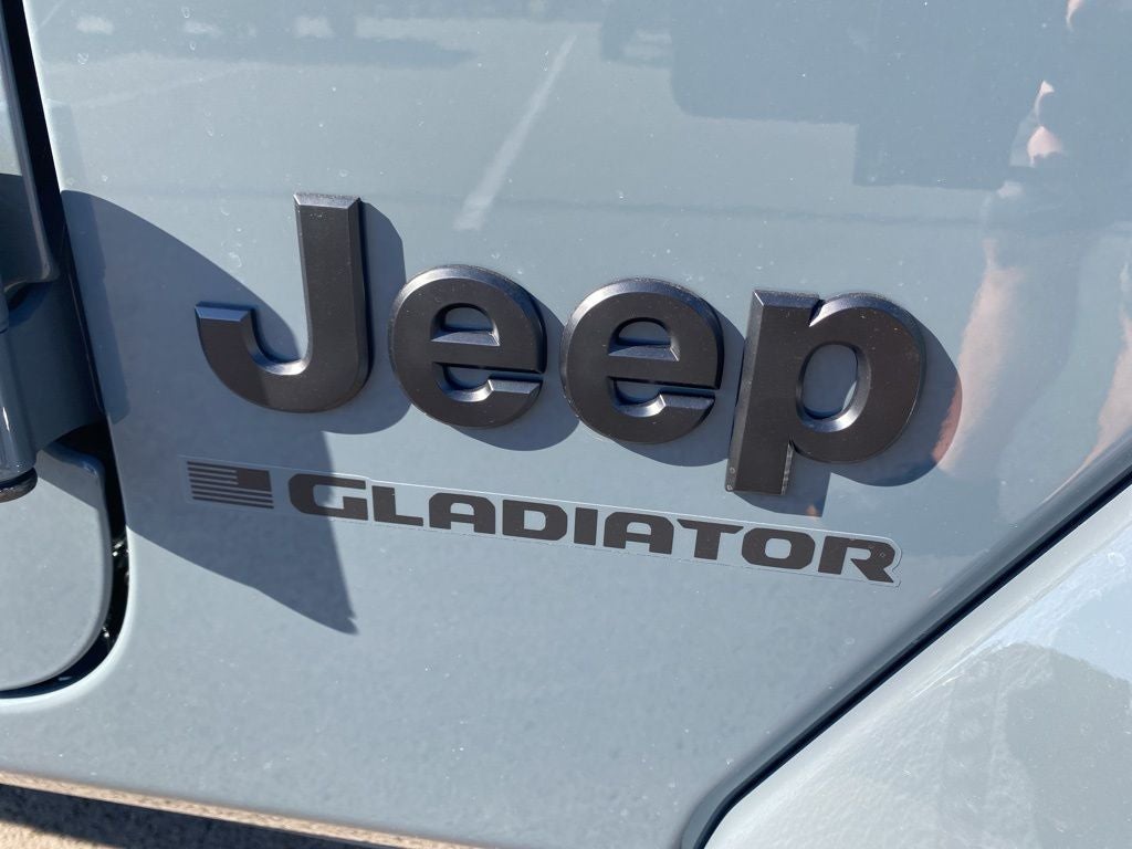 2025 Jeep Gladiator Sport S