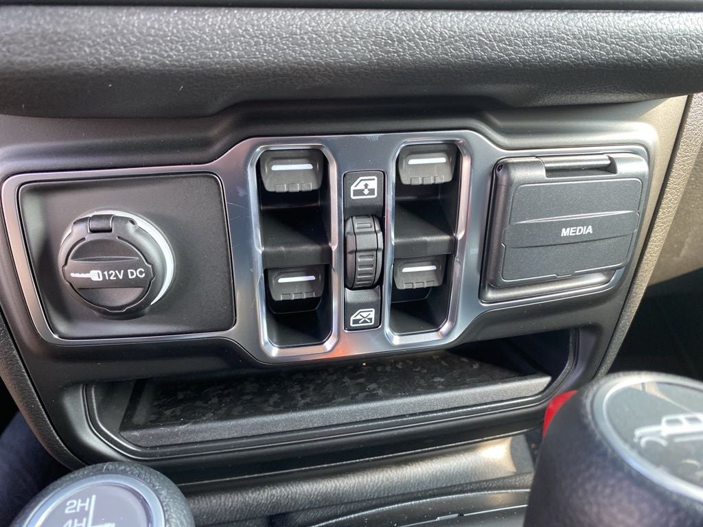 2025 Jeep Gladiator Sport S