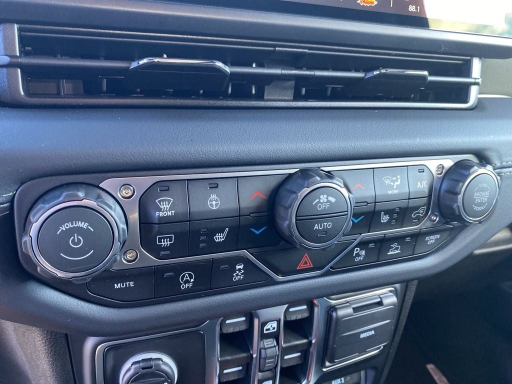 2025 Jeep Gladiator Mojave