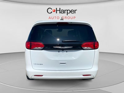 2023 Chrysler Voyager LX