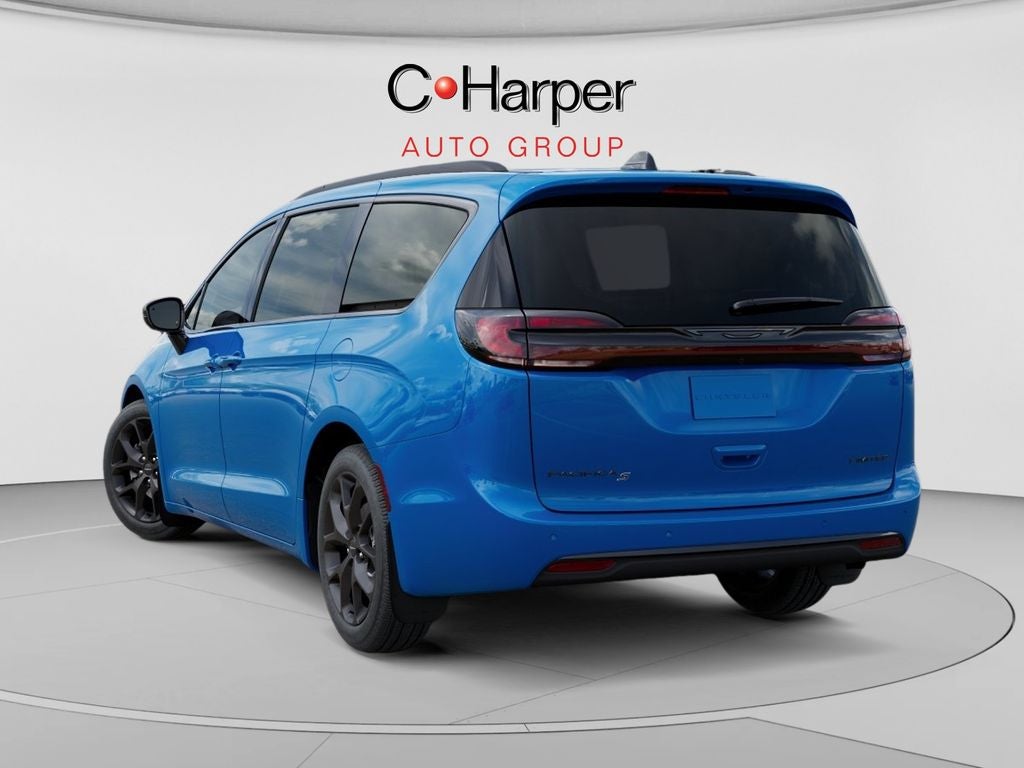 2027 Chrysler Pacifica Limited