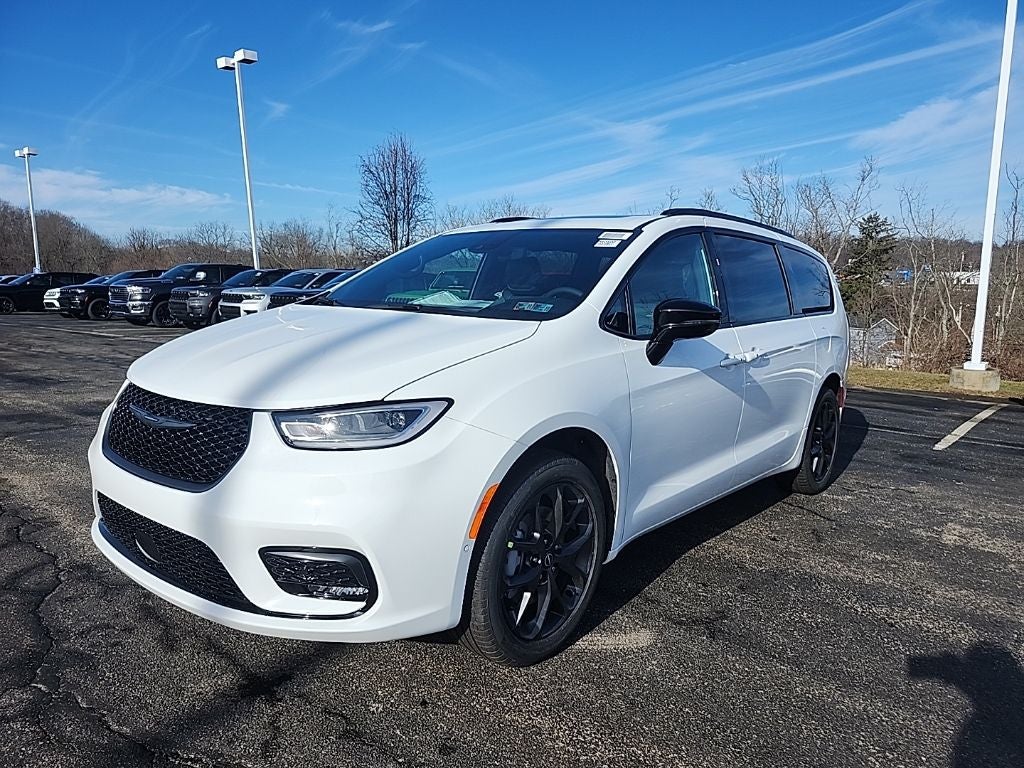 2026 Chrysler Pacifica Limited