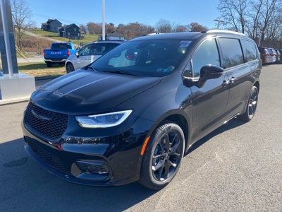 2026 Chrysler Pacifica Limited