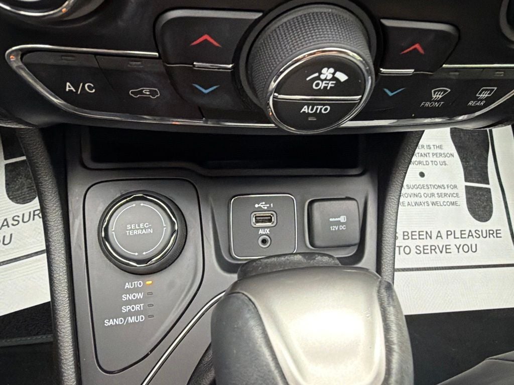 2021 Jeep Cherokee Latitude Lux