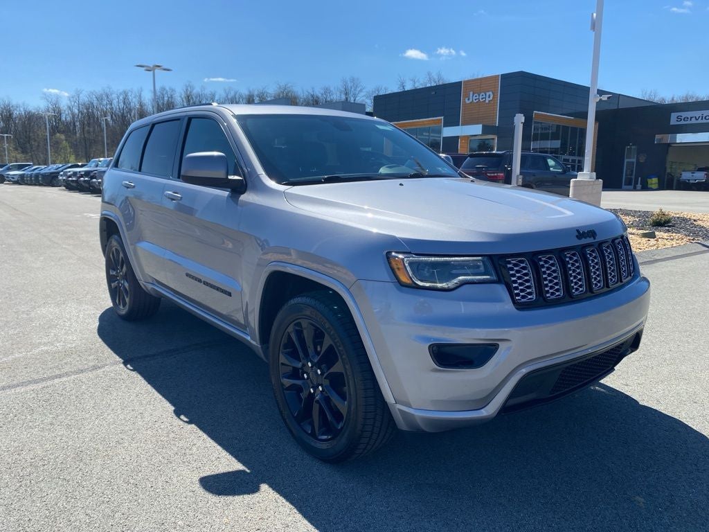 2020 Jeep Grand Cherokee Altitude 4WD's photo