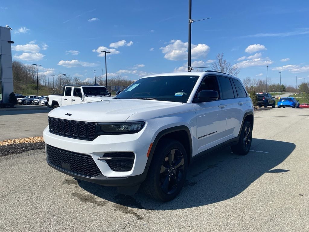 2023 Jeep Grand Cherokee Altitude 4x4