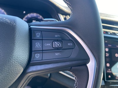 2026 Jeep Grand Cherokee GRAND CHEROKEE LAREDO 4X4