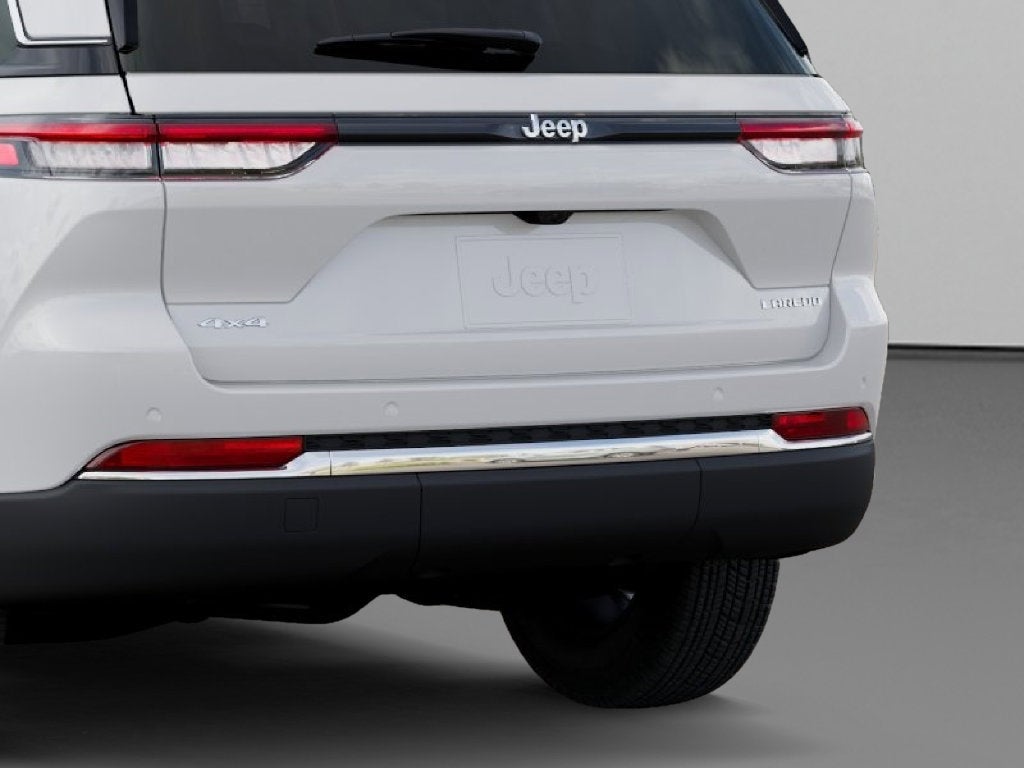2027 Jeep Grand Cherokee Laredo X