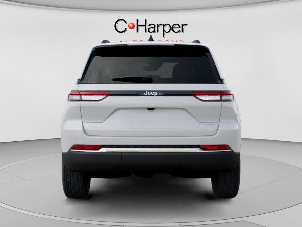 2027 Jeep Grand Cherokee Laredo X