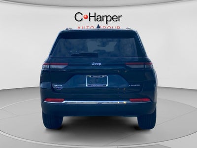 2027 Jeep Grand Cherokee Laredo