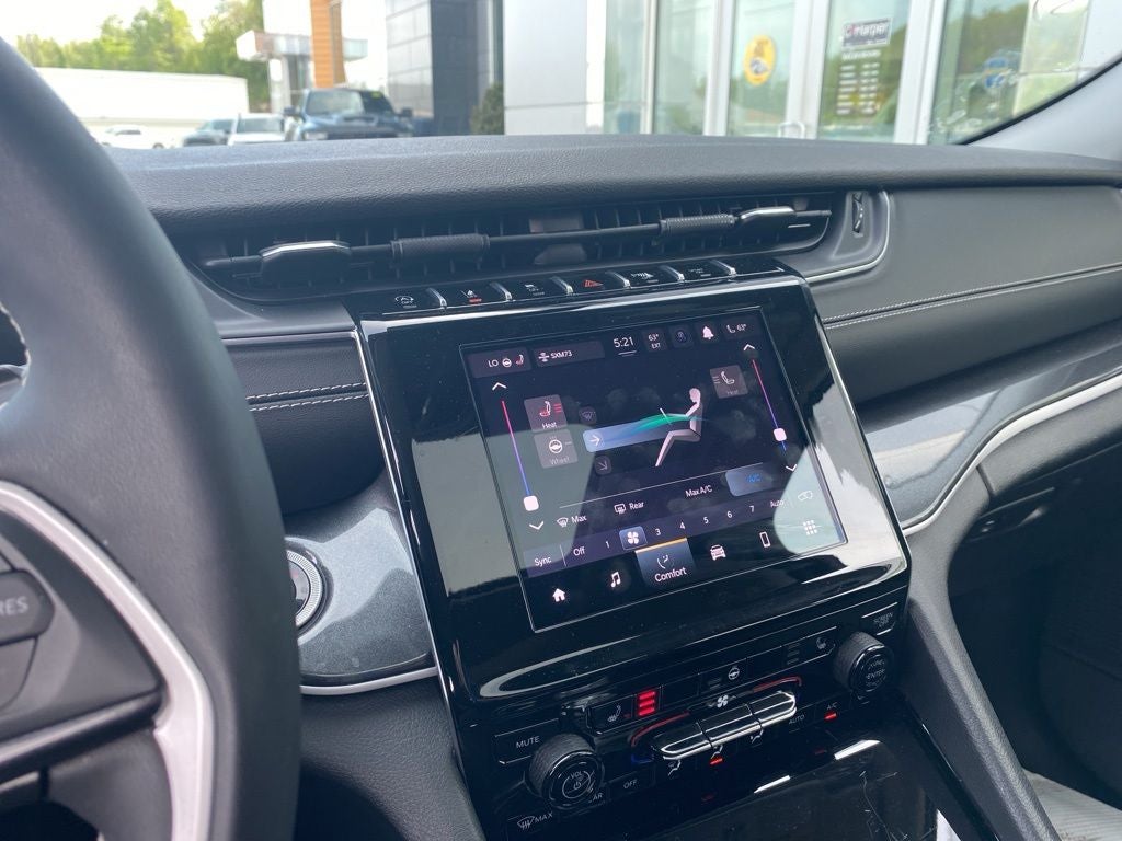 2023 Jeep Grand Cherokee Laredo