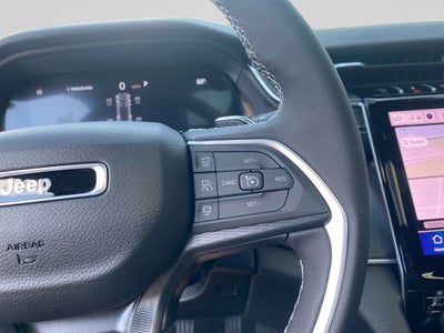 2027 Jeep Grand Cherokee Laredo X
