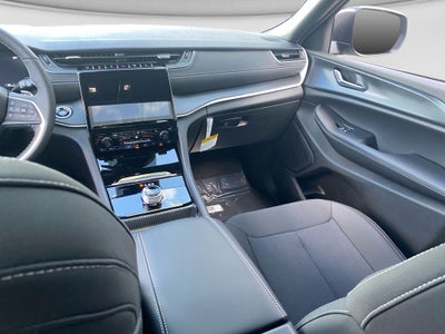 2027 Jeep Grand Cherokee Laredo X