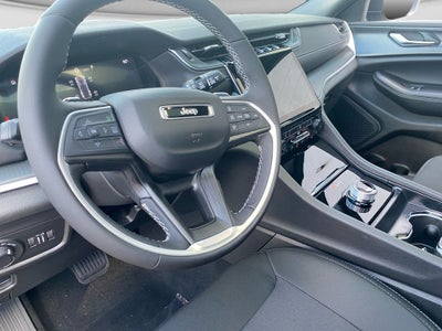 2027 Jeep Grand Cherokee Laredo X