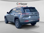 2027 Jeep Grand Cherokee Laredo X