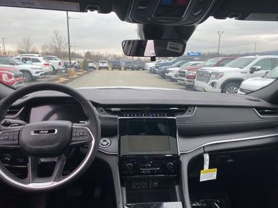 2026 Jeep Grand Cherokee GRAND CHEROKEE LAREDO X 4X4