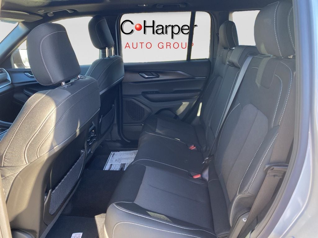 2025 Jeep Grand Cherokee Laredo X