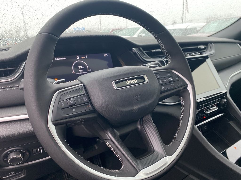 2026 Jeep Grand Cherokee GRAND CHEROKEE LAREDO X 4X4