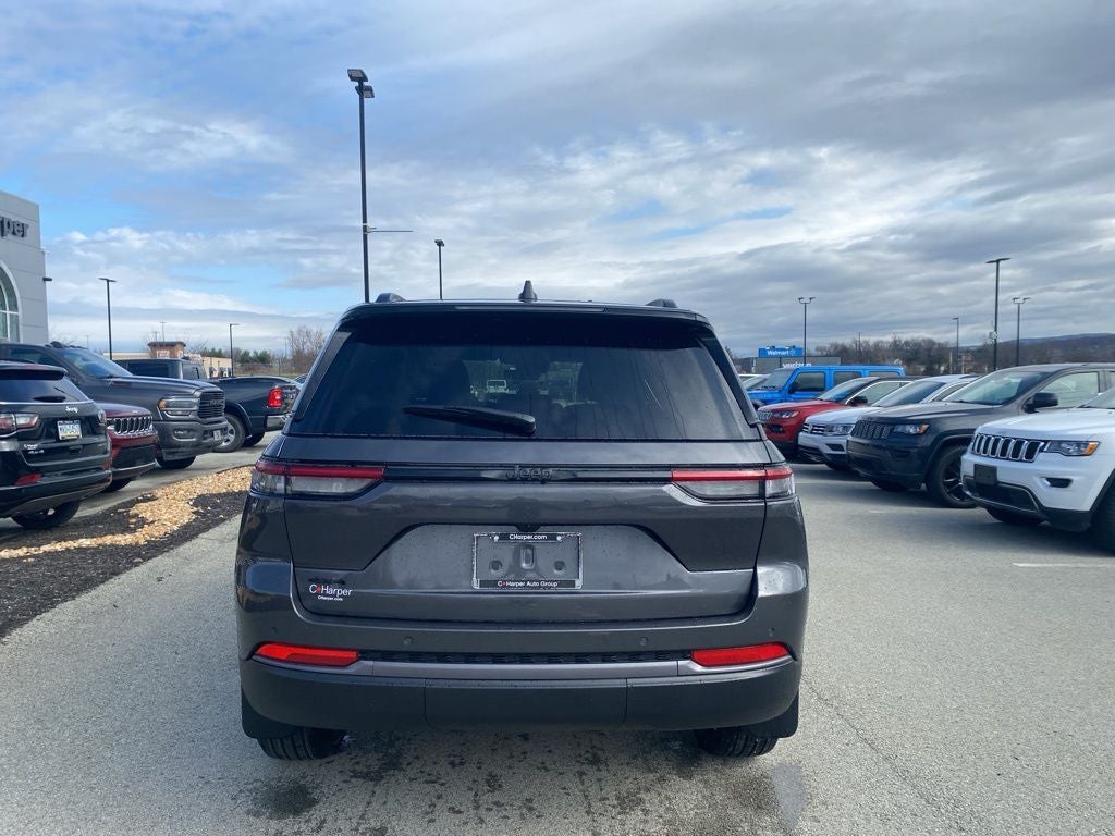 2026 Jeep Grand Cherokee GRAND CHEROKEE LAREDO ALTITUDE 4X4