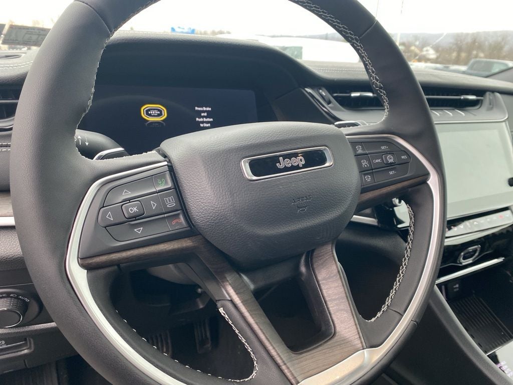 2026 Jeep Grand Cherokee GRAND CHEROKEE LAREDO ALTITUDE 4X4