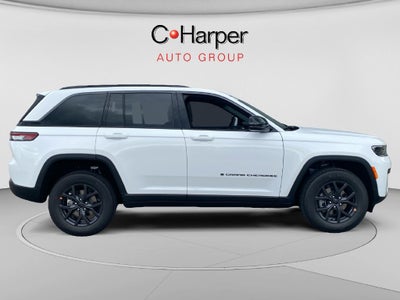 2027 Jeep Grand Cherokee Laredo Altitude