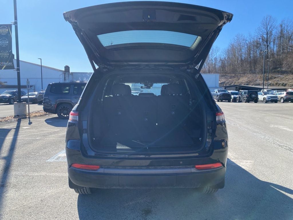 2026 Jeep Grand Cherokee GRAND CHEROKEE ALTITUDE 4X4