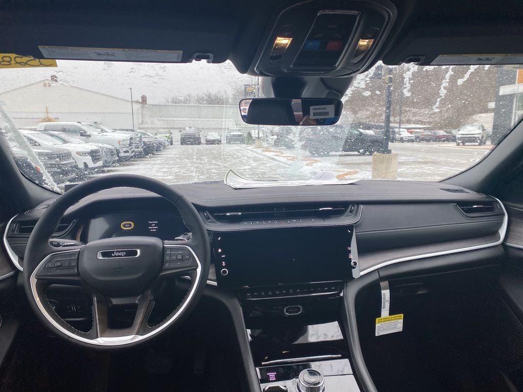 2026 Jeep Grand Cherokee GRAND CHEROKEE ALTITUDE 4X4