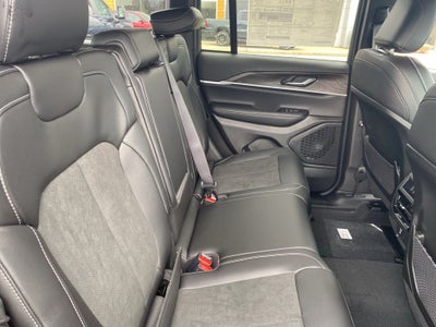 2026 Jeep Grand Cherokee GRAND CHEROKEE LAREDO ALTITUDE 4X4