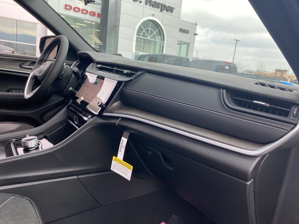 2026 Jeep Grand Cherokee GRAND CHEROKEE LAREDO ALTITUDE 4X4