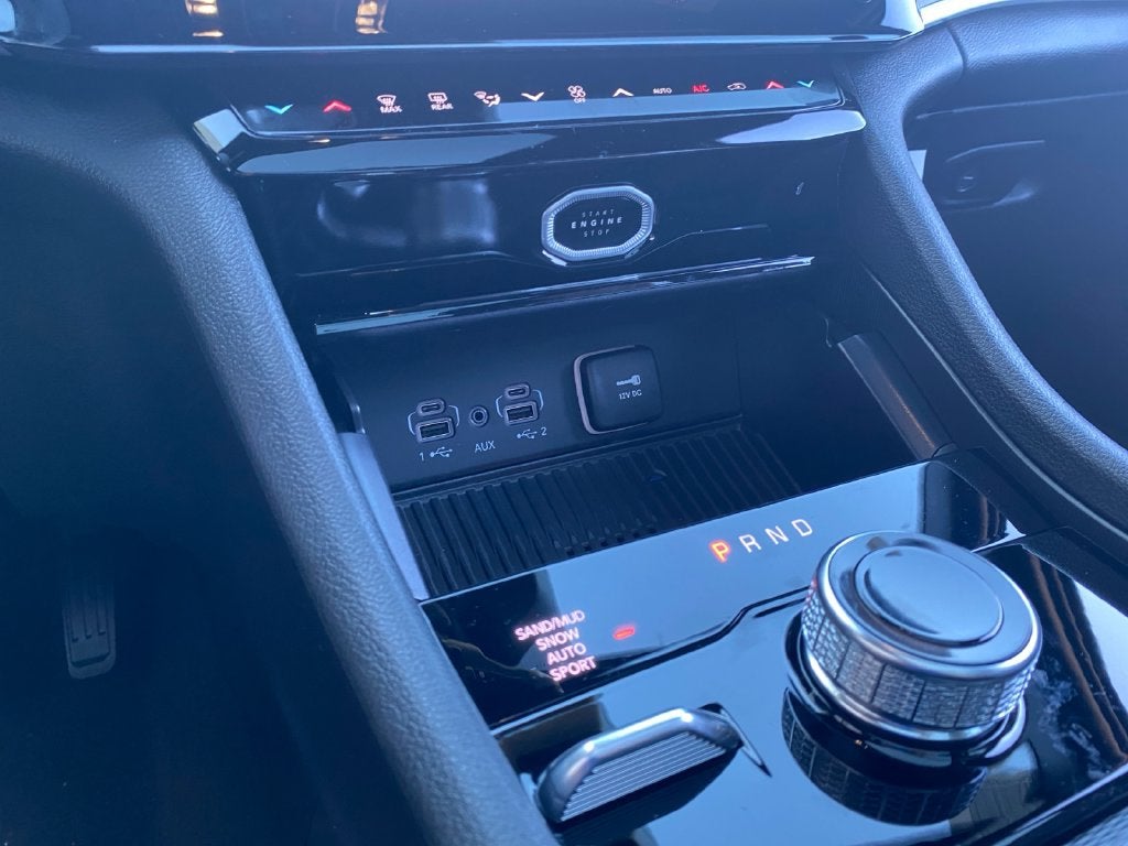 2027 Jeep Grand Cherokee Limited Reserve
